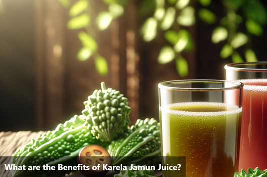 A glass of karela jamun juice with करेला and jamun fruits beside it.